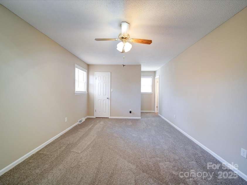 4401 Coachwood Lane, Gastonia, NC 28056.  MLS# CAR4234565, YatesRealty ID 9432. 