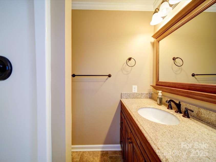 4401 Coachwood Lane, Gastonia, NC 28056.  MLS# CAR4234565, YatesRealty ID 9432. 