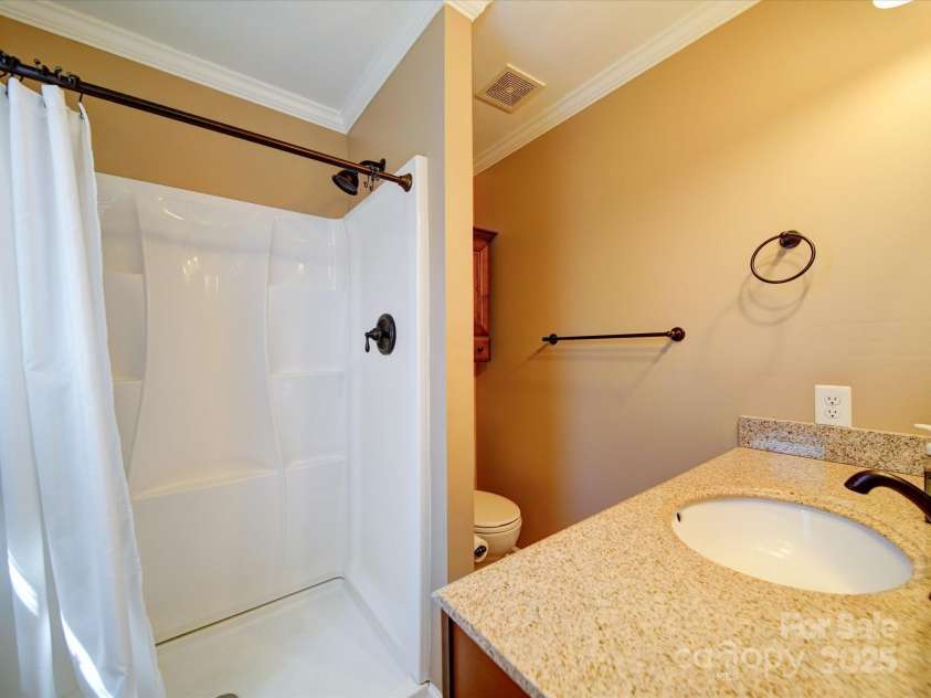 4401 Coachwood Lane, Gastonia, NC 28056.  MLS# CAR4234565, YatesRealty ID 9432. 