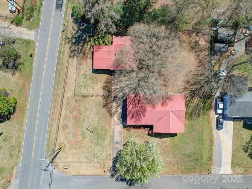4401 Coachwood Lane, Gastonia, NC 28056.  MLS# CAR4234565, YatesRealty ID 9432. 