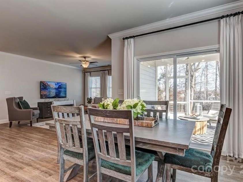 4505 Grove Manor Drive, Waxhaw, NC 28173.  MLS# CAR4303200, YatesRealty ID 9432. Dining Room