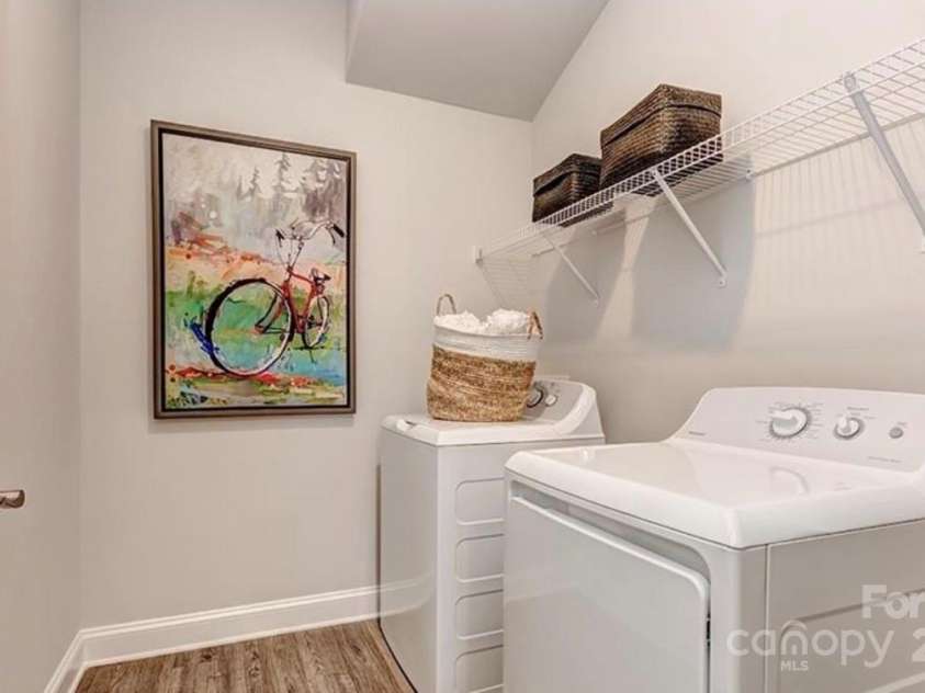 4505 Grove Manor Drive, Waxhaw, NC 28173.  MLS# CAR4303200, YatesRealty ID 9432. Laundry on Main