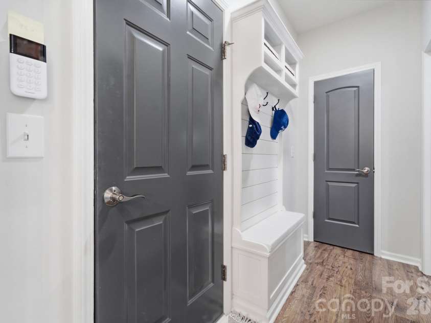 30132 Turtle Point Court, Lancaster, SC 29720.  MLS# CAR4360066, YatesRealty ID 9433. Entry area drop zone