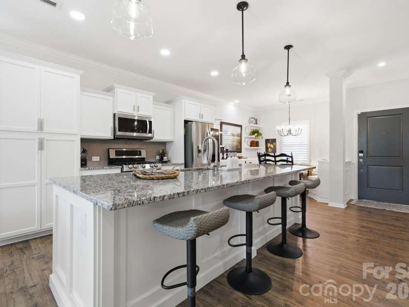 30132 Turtle Point Court, Lancaster, SC 29720.  MLS# CAR4360066, YatesRealty ID 9433. Kitchen island/counter