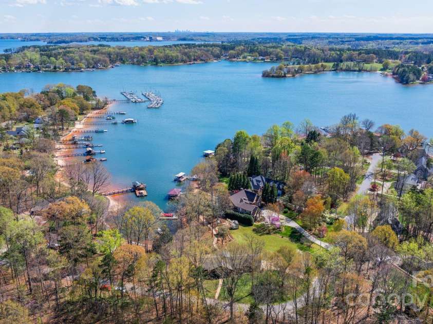 8194 Mallard Road, Denver, NC 28037.  MLS# CAR4241110, YatesRealty ID 9434. Lake Norman