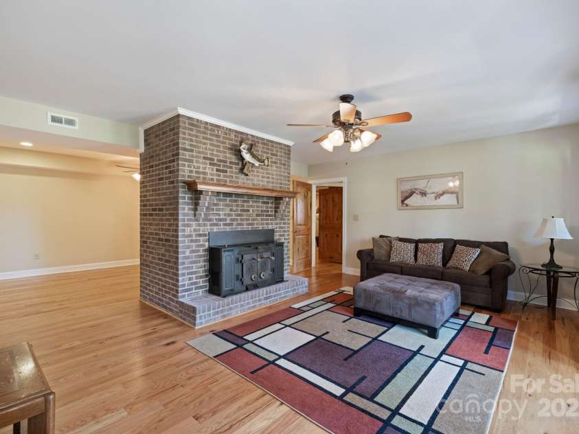 8194 Mallard Road, Denver, NC 28037.  MLS# CAR4241110, YatesRealty ID 9434. Secondary Living Area