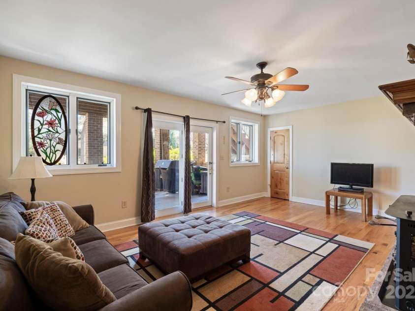 8194 Mallard Road, Denver, NC 28037.  MLS# CAR4241110, YatesRealty ID 9434. Secondary Living Area