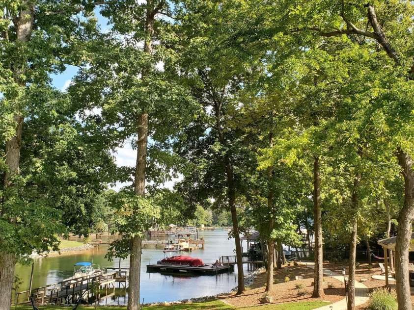 8194 Mallard Road, Denver, NC 28037.  MLS# CAR4337437, YatesRealty ID 9434. 