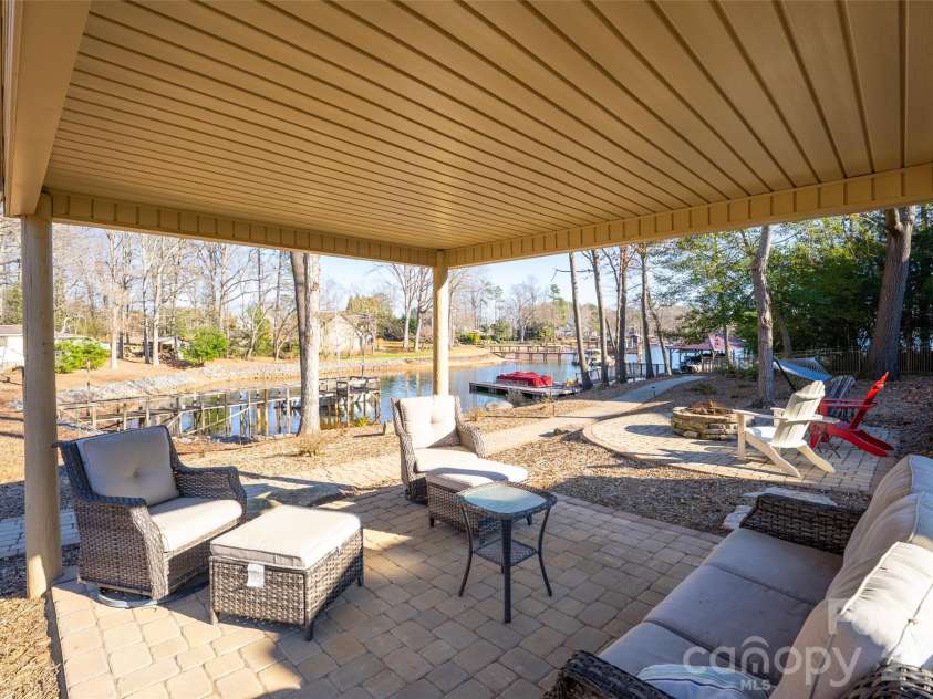 8194 Mallard Road, Denver, NC 28037.  MLS# CAR4337437, YatesRealty ID 9434. 