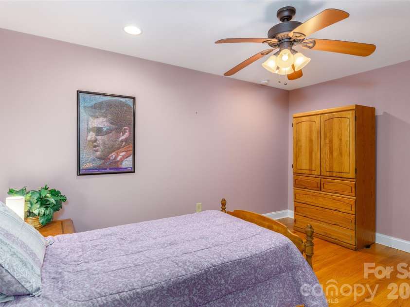 8194 Mallard Road, Denver, NC 28037.  MLS# CAR4337437, YatesRealty ID 9434. Lower Level Bonus Room