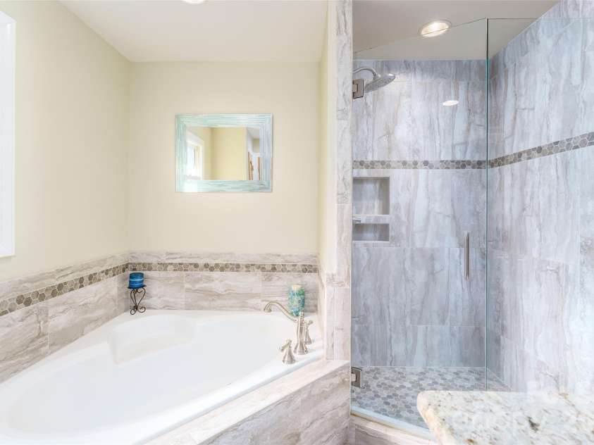 8194 Mallard Road, Denver, NC 28037.  MLS# CAR4337437, YatesRealty ID 9434. Primary Bath #1