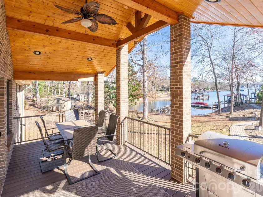 8194 Mallard Road, Denver, NC 28037.  MLS# CAR4337437, YatesRealty ID 9434. Rear Upper Deck