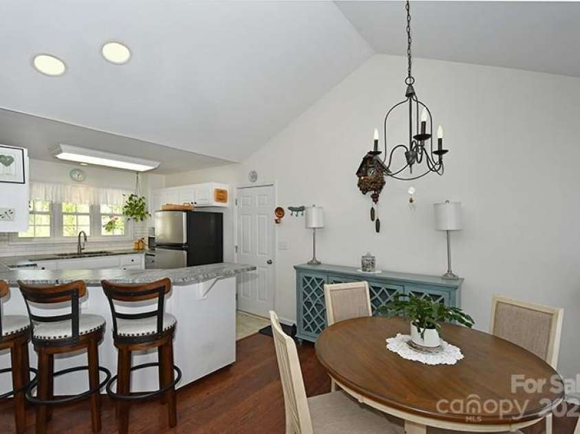 623 Roxboro Drive, Mount Gilead, NC 27306.  MLS# CAR4241281, YatesRealty ID 9435. 