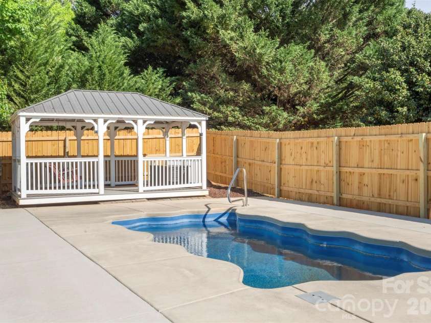 206 Montclair Drive, Locust, NC 28097.  MLS# CAR4305500, YatesRealty ID 9436. 