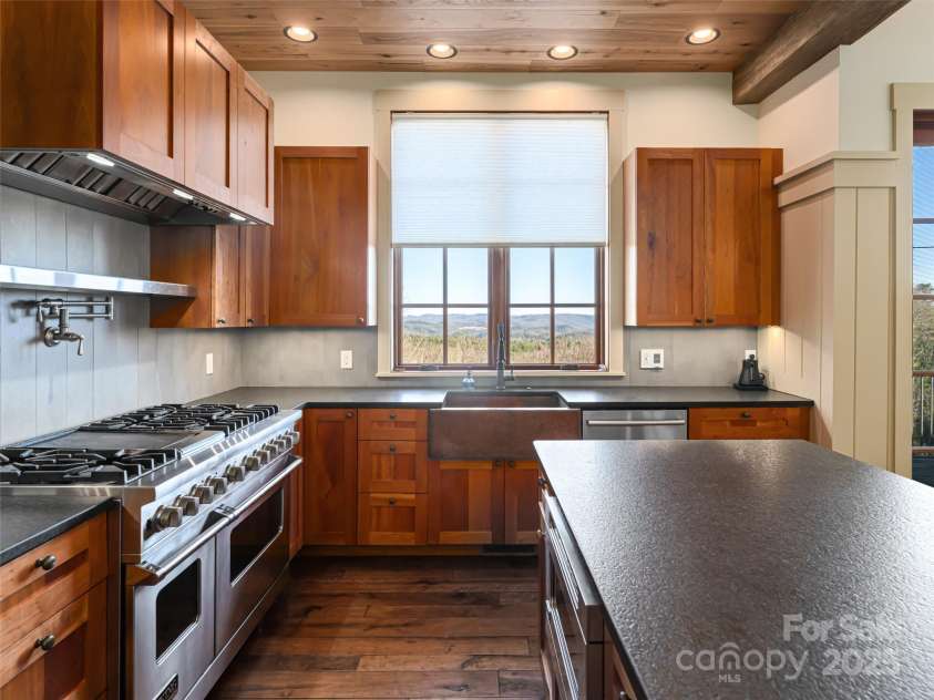 355 Doghobble Road, Lake Toxaway, NC 28747.  MLS# CAR4227971, YatesRealty ID 9436. 
