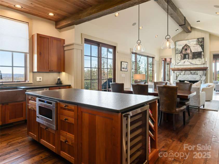 355 Doghobble Road, Lake Toxaway, NC 28747.  MLS# CAR4227971, YatesRealty ID 9436. 