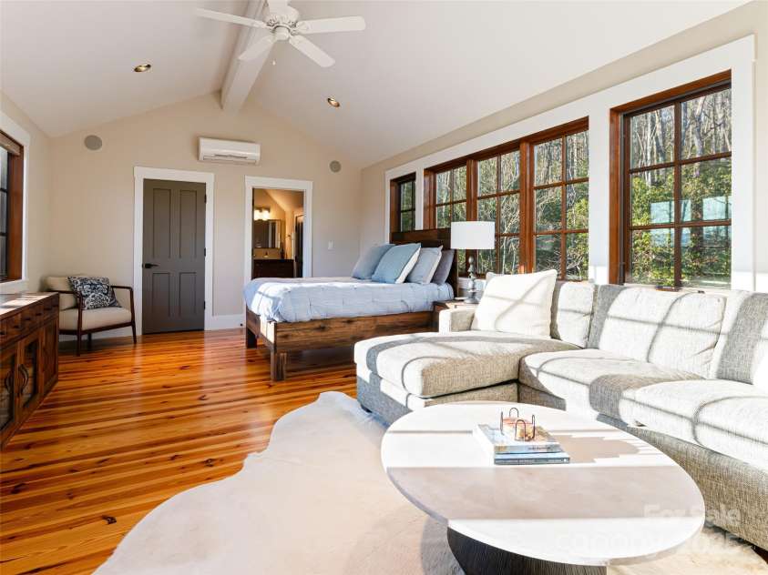 355 Doghobble Road, Lake Toxaway, NC 28747.  MLS# CAR4227971, YatesRealty ID 9436. 