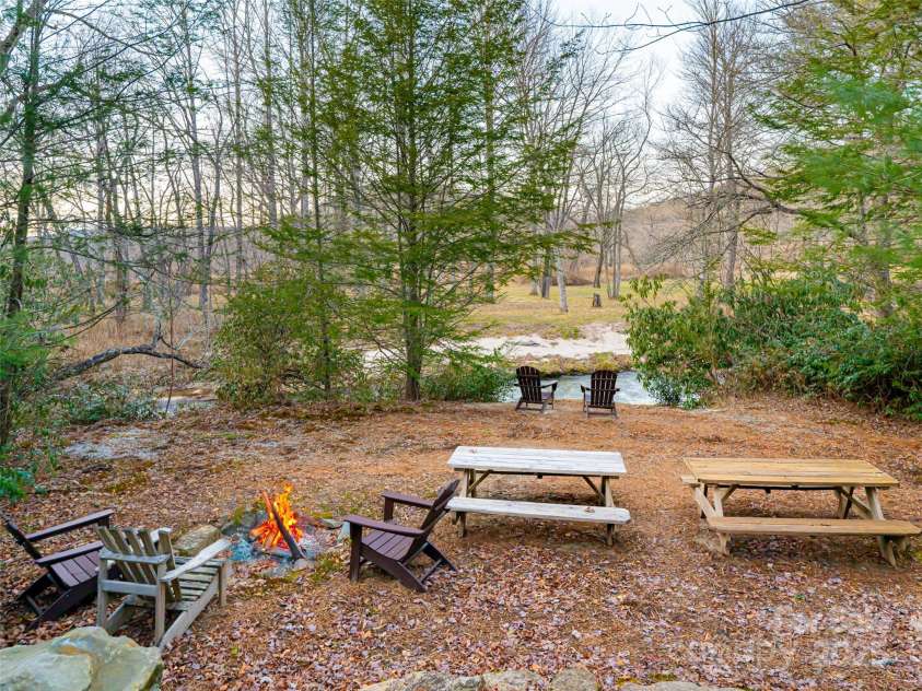 355 Doghobble Road, Lake Toxaway, NC 28747.  MLS# CAR4227971, YatesRealty ID 9436. 
