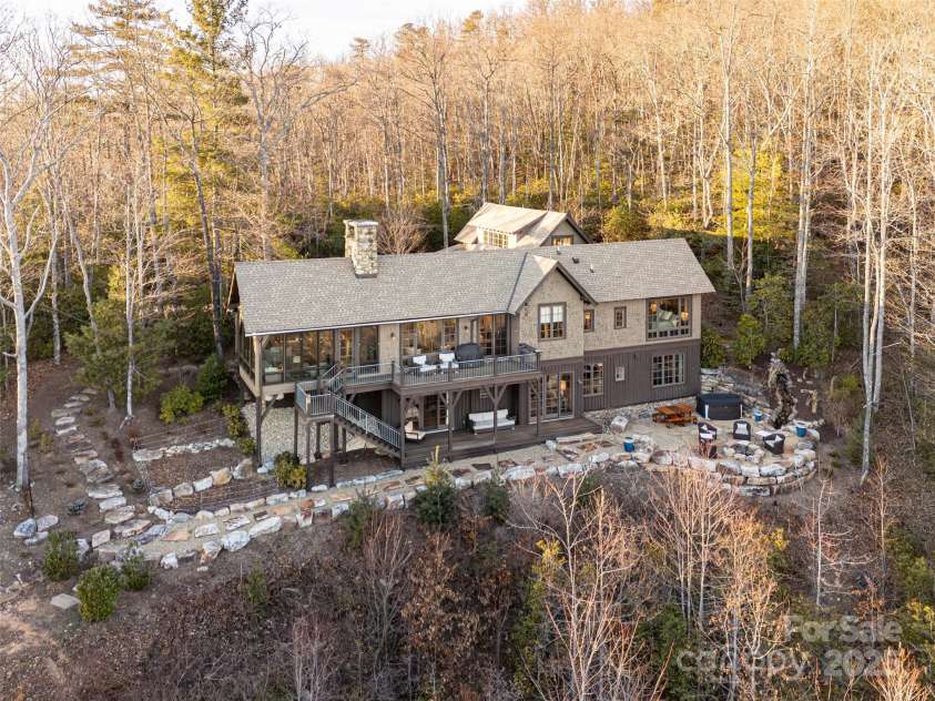 355 Doghobble Road, Lake Toxaway, NC 28747.  MLS# CAR4227971, YatesRealty ID 9436. 