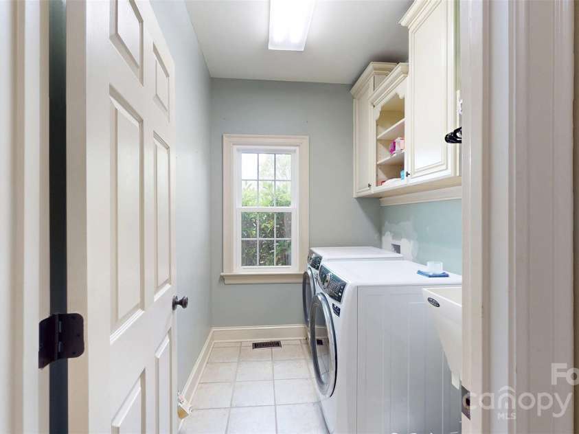 4721 Myers Lane, Harrisburg, NC 28075.  MLS# CAR4244765, YatesRealty ID 9437. 