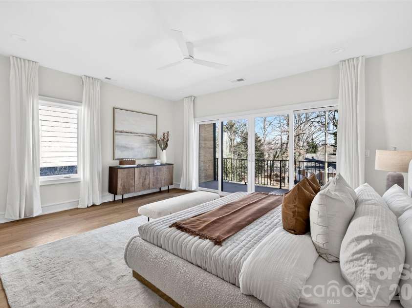 2711 Ruby Street, Charlotte, NC 28208.  MLS# CAR4338147, YatesRealty ID 9438. 