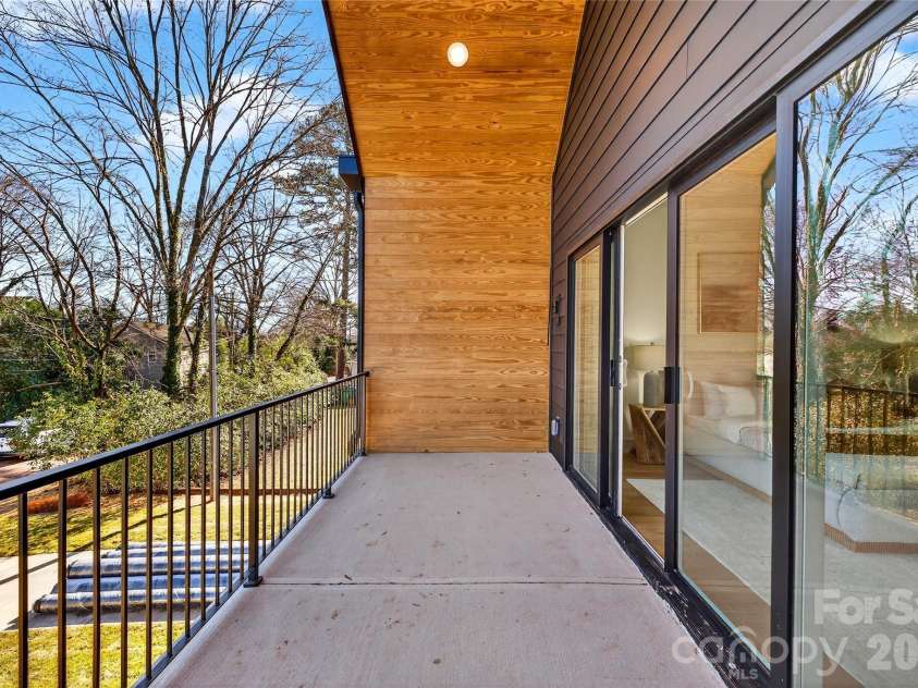 2711 Ruby Street, Charlotte, NC 28208.  MLS# CAR4338147, YatesRealty ID 9438. 