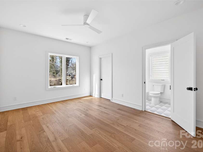 2711 Ruby Street, Charlotte, NC 28208.  MLS# CAR4338147, YatesRealty ID 9438. 