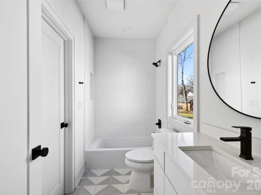 2711 Ruby Street, Charlotte, NC 28208.  MLS# CAR4338147, YatesRealty ID 9438. 