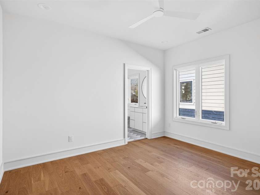2711 Ruby Street, Charlotte, NC 28208.  MLS# CAR4338147, YatesRealty ID 9438. 