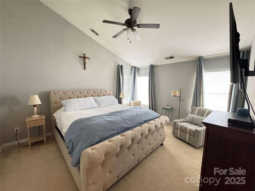 14809 Castletown House Drive, Charlotte, NC 28273.  MLS# CAR4223285, YatesRealty ID 9440. 