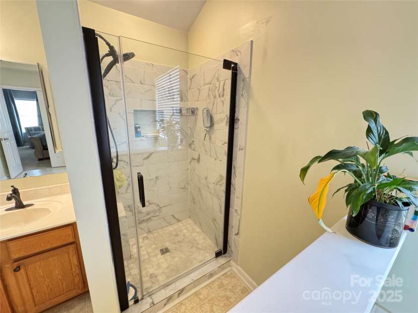 14809 Castletown House Drive, Charlotte, NC 28273.  MLS# CAR4223285, YatesRealty ID 9440. 