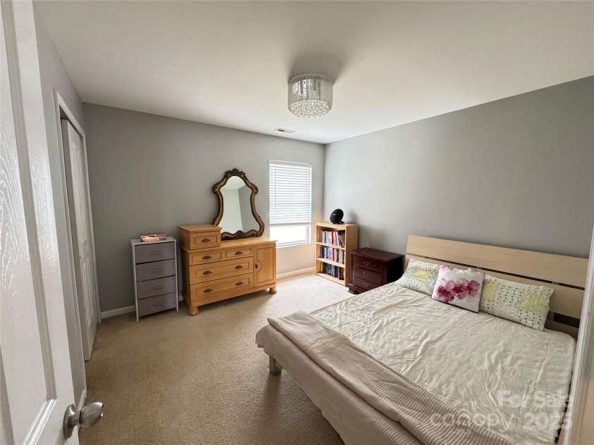 14809 Castletown House Drive, Charlotte, NC 28273.  MLS# CAR4223285, YatesRealty ID 9440. 