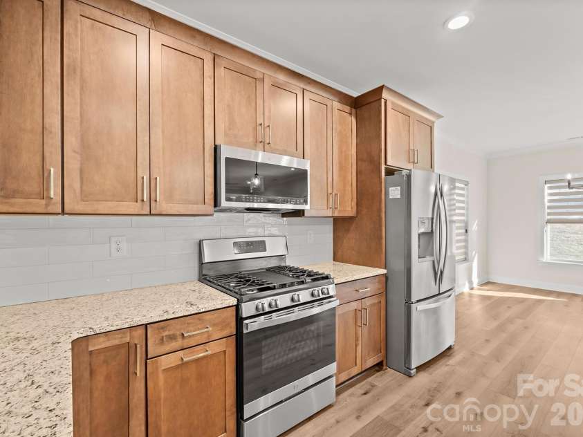 1109 BUNCH Drive, Statesville, NC 28677.  MLS# CAR4332621, YatesRealty ID 9443. Kitchen