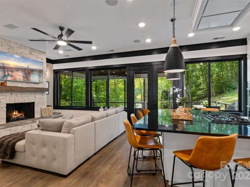 231 Sunny Path Lane, Statesville, NC 28677.  MLS# CAR4232133, YatesRealty ID 9444. 