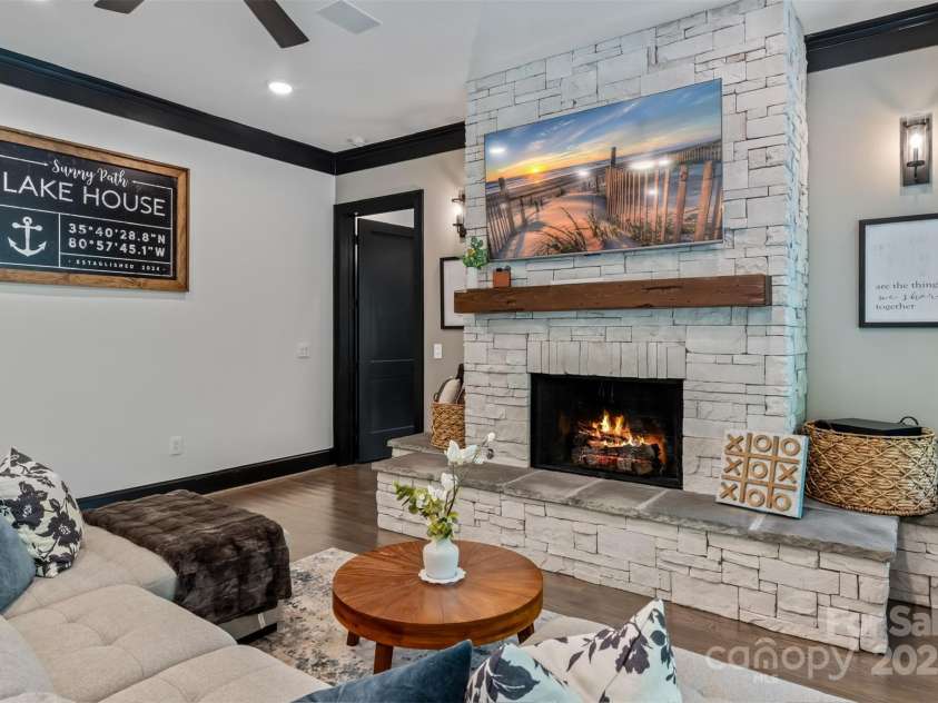 231 Sunny Path Lane, Statesville, NC 28677.  MLS# CAR4232133, YatesRealty ID 9444. 