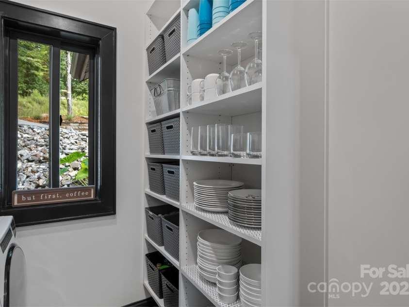 231 Sunny Path Lane, Statesville, NC 28677.  MLS# CAR4232133, YatesRealty ID 9444. 