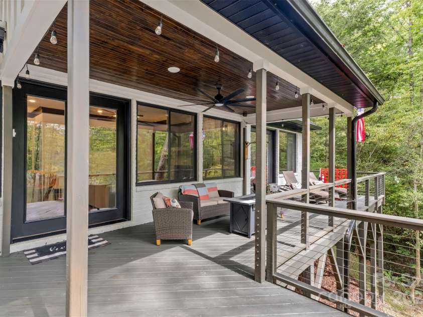 231 Sunny Path Lane, Statesville, NC 28677.  MLS# CAR4232133, YatesRealty ID 9444. 