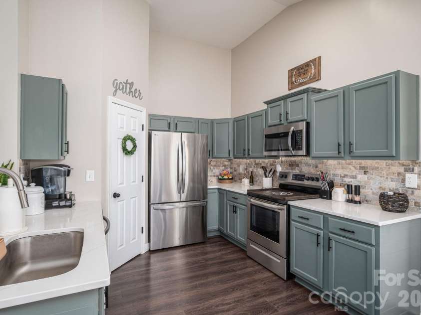 4125 Reel Drive, Maiden, NC 28650.  MLS# CAR4360290, YatesRealty ID 9444. 