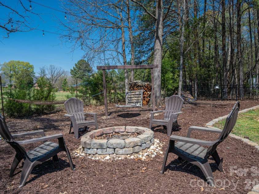 4125 Reel Drive, Maiden, NC 28650.  MLS# CAR4360290, YatesRealty ID 9444. 