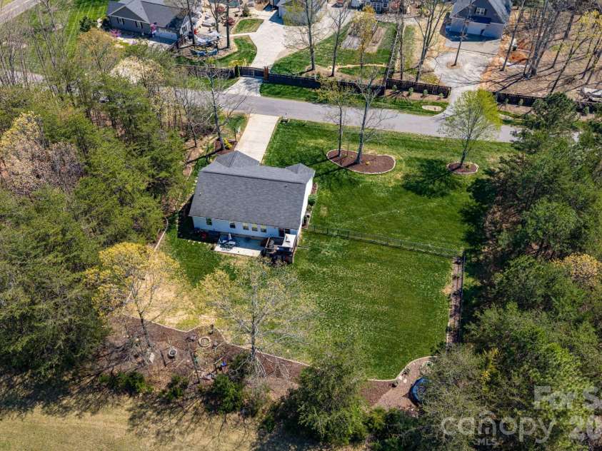 4125 Reel Drive, Maiden, NC 28650.  MLS# CAR4360290, YatesRealty ID 9444. 