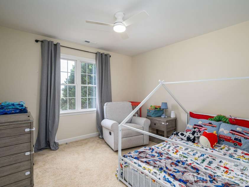 962 Huntington Hills Drive, Lincolnton, NC 28092.  MLS# CAR4357779, YatesRealty ID 9446. 