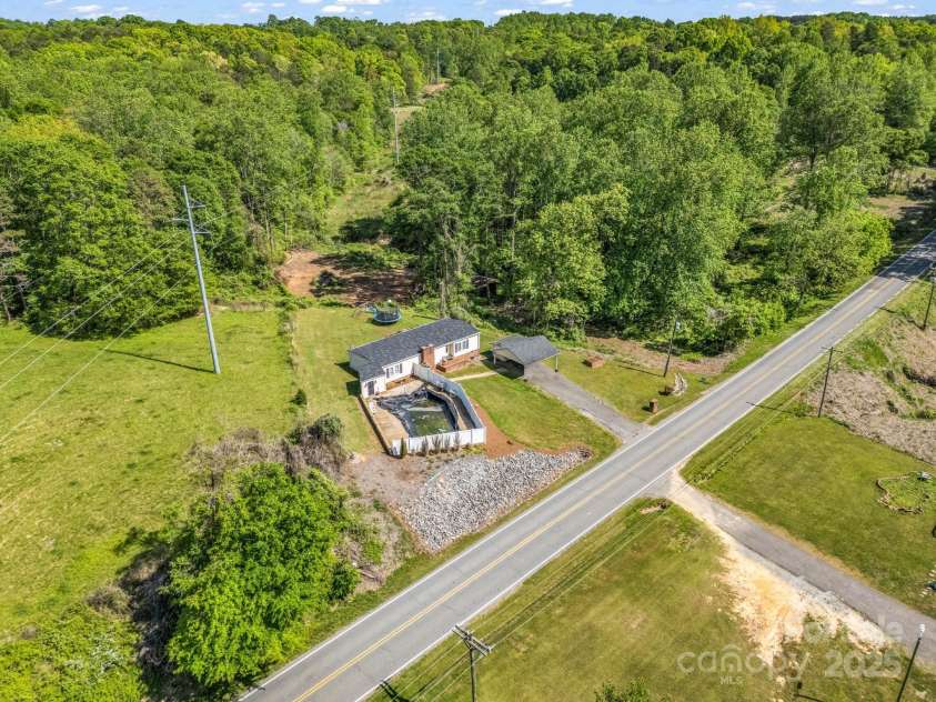317 Long Branch Road, Kings Mountain, NC 28086.  MLS# CAR4251061, YatesRealty ID 9448. 