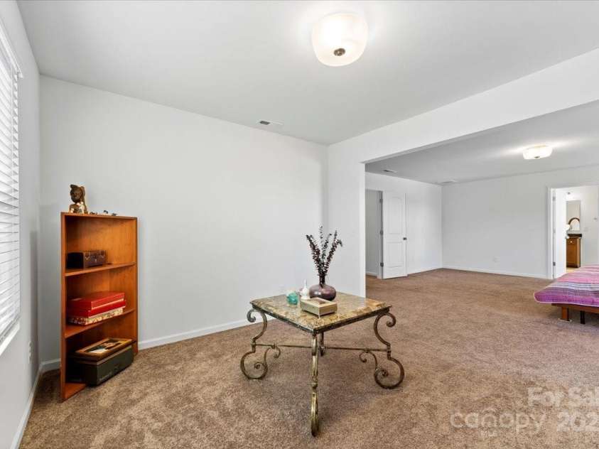 1036 Bramcote Lane, Charlotte, NC 28215.  MLS# CAR4228462, YatesRealty ID 9449. 