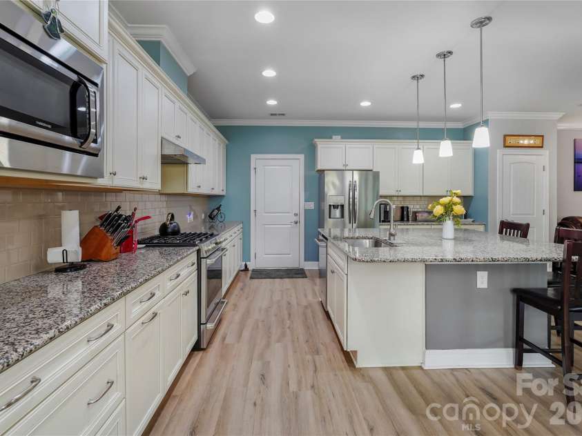 5047 Looking Glass Trail, Denver, NC 28037.  MLS# CAR4354901, YatesRealty ID 9449. 
