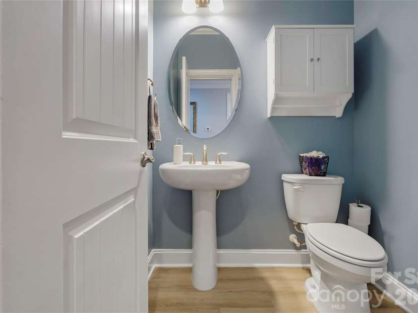 5047 Looking Glass Trail, Denver, NC 28037.  MLS# CAR4354901, YatesRealty ID 9449. 