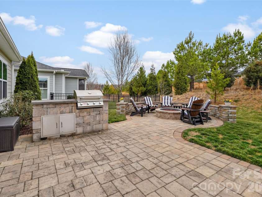 5047 Looking Glass Trail, Denver, NC 28037.  MLS# CAR4354901, YatesRealty ID 9449. 