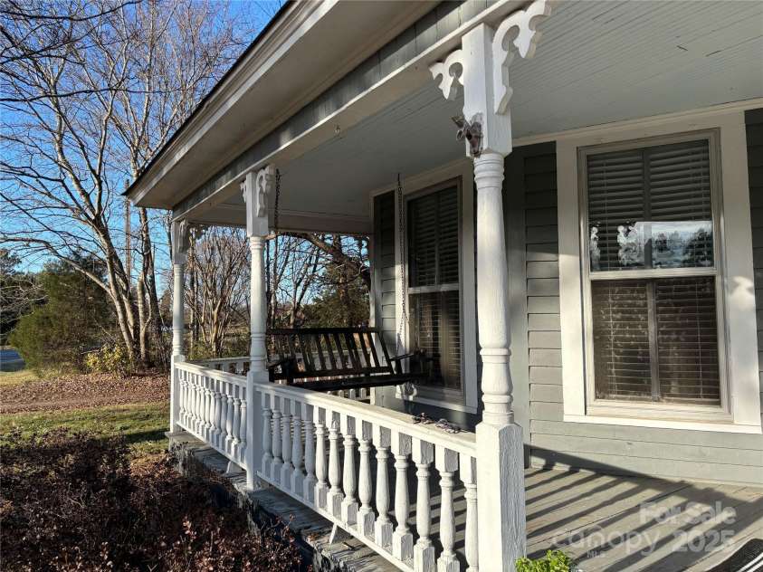 4220 Woodleaf Road, Salisbury, NC 28147.  MLS# CAR4205862, YatesRealty ID 9450. 