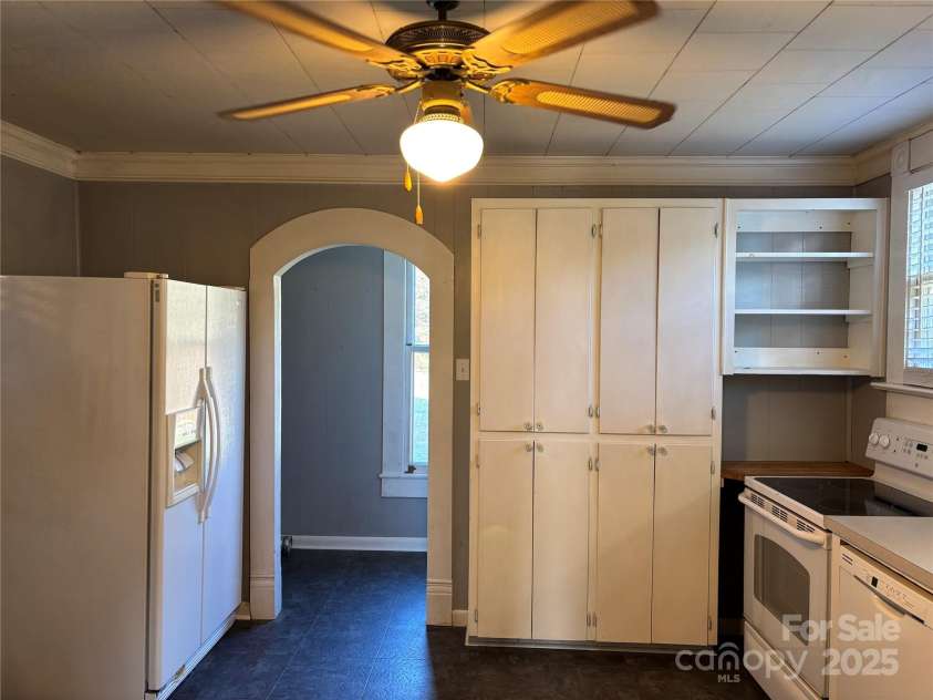 4220 Woodleaf Road, Salisbury, NC 28147.  MLS# CAR4205862, YatesRealty ID 9450. 