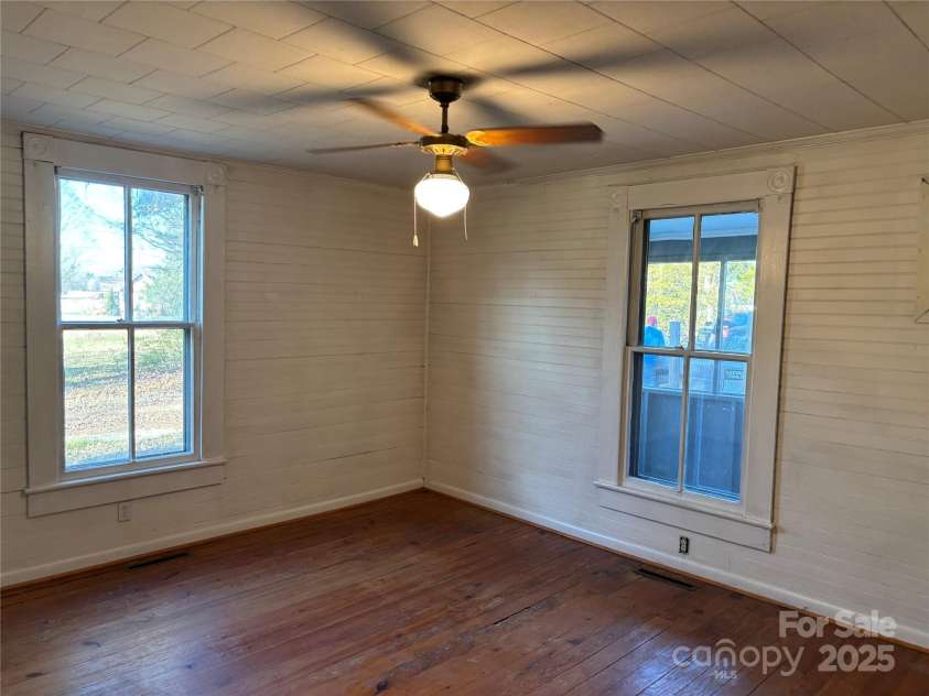 4220 Woodleaf Road, Salisbury, NC 28147.  MLS# CAR4205862, YatesRealty ID 9450. 