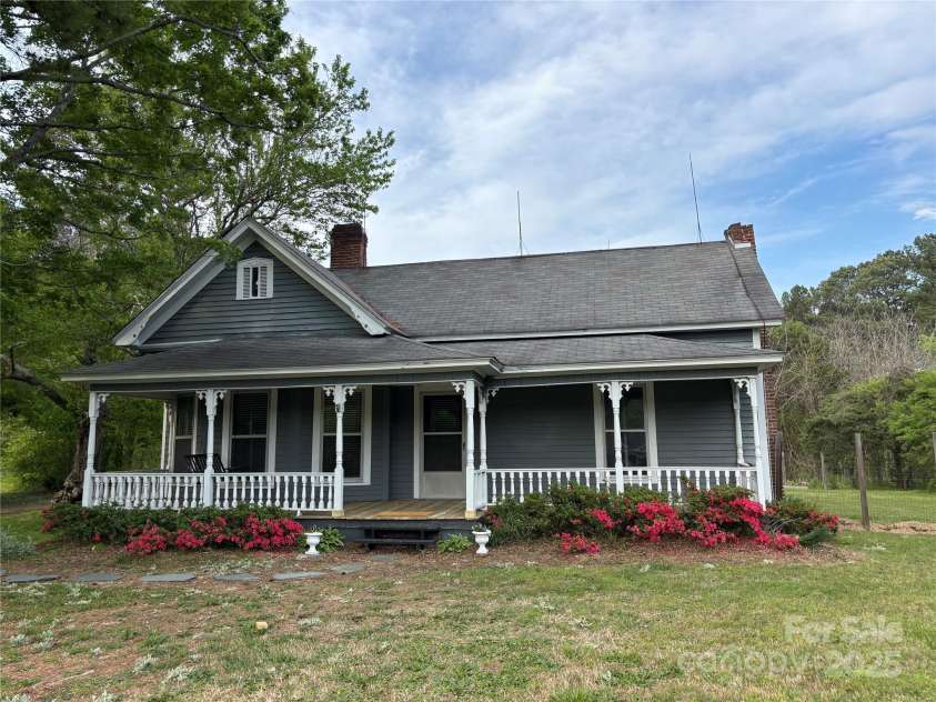 4220 Woodleaf Road, Salisbury, NC 28147.  MLS# CAR4205862, YatesRealty ID 9450. 